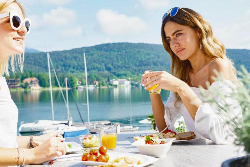 Tennis & Yacht Hotel Velden Velden am Woerthersee Ngoại thất bức ảnh