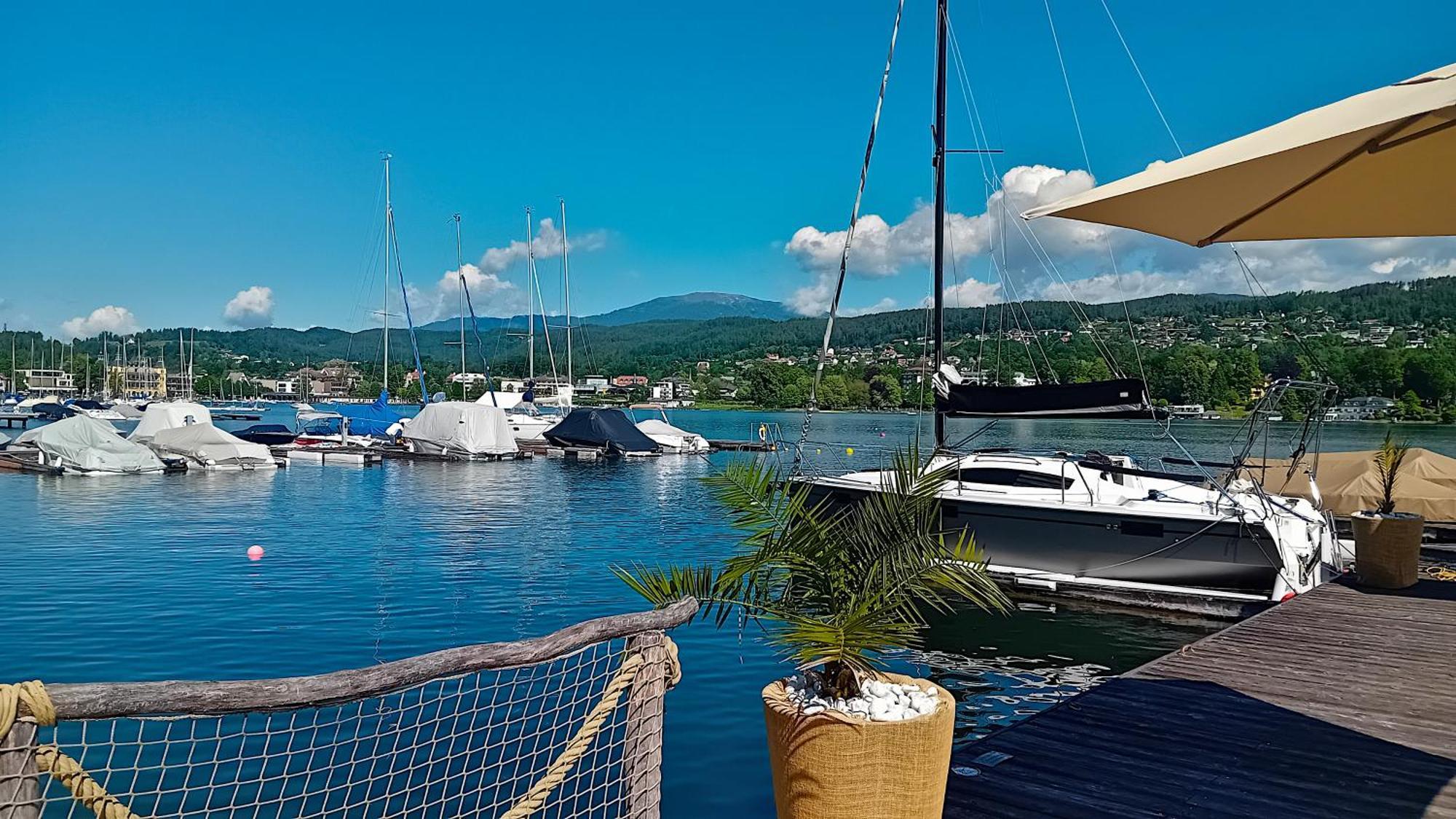 Tennis & Yacht Hotel Velden Velden am Woerthersee Ngoại thất bức ảnh