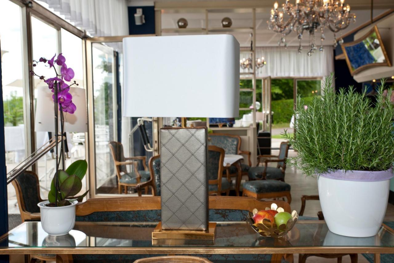 Tennis & Yacht Hotel Velden Velden am Woerthersee Ngoại thất bức ảnh